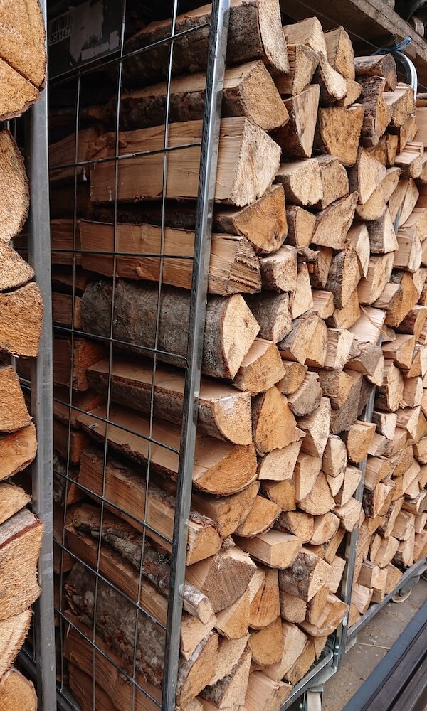 Küttepuud kuiv Lepp 40cm - Lööra Küttepuud kuiv Lepp 40cm - Lööra